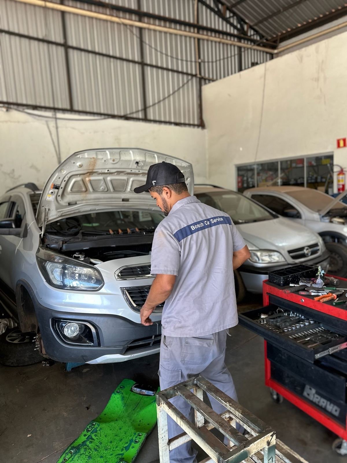Nossa equipe em serviço na Jataí Auto Center